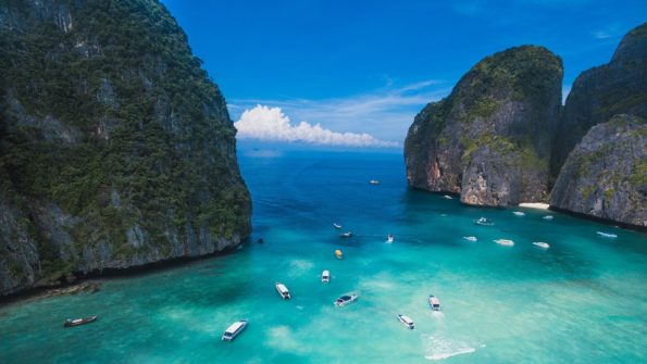 8 Reasons Why Chartering a Yacht in Thailand Should Be on your Bucket List