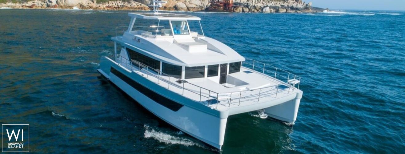 Twooceans Catamaran 555 Exterior 1